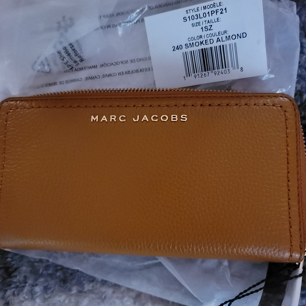 Marc Jacob's wallet